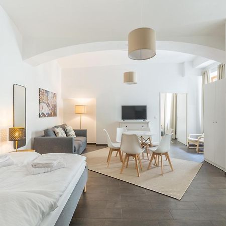 Апартаменты Free Parking I 458 Mbitwifi I Kingsize Bed Вена Экстерьер фото