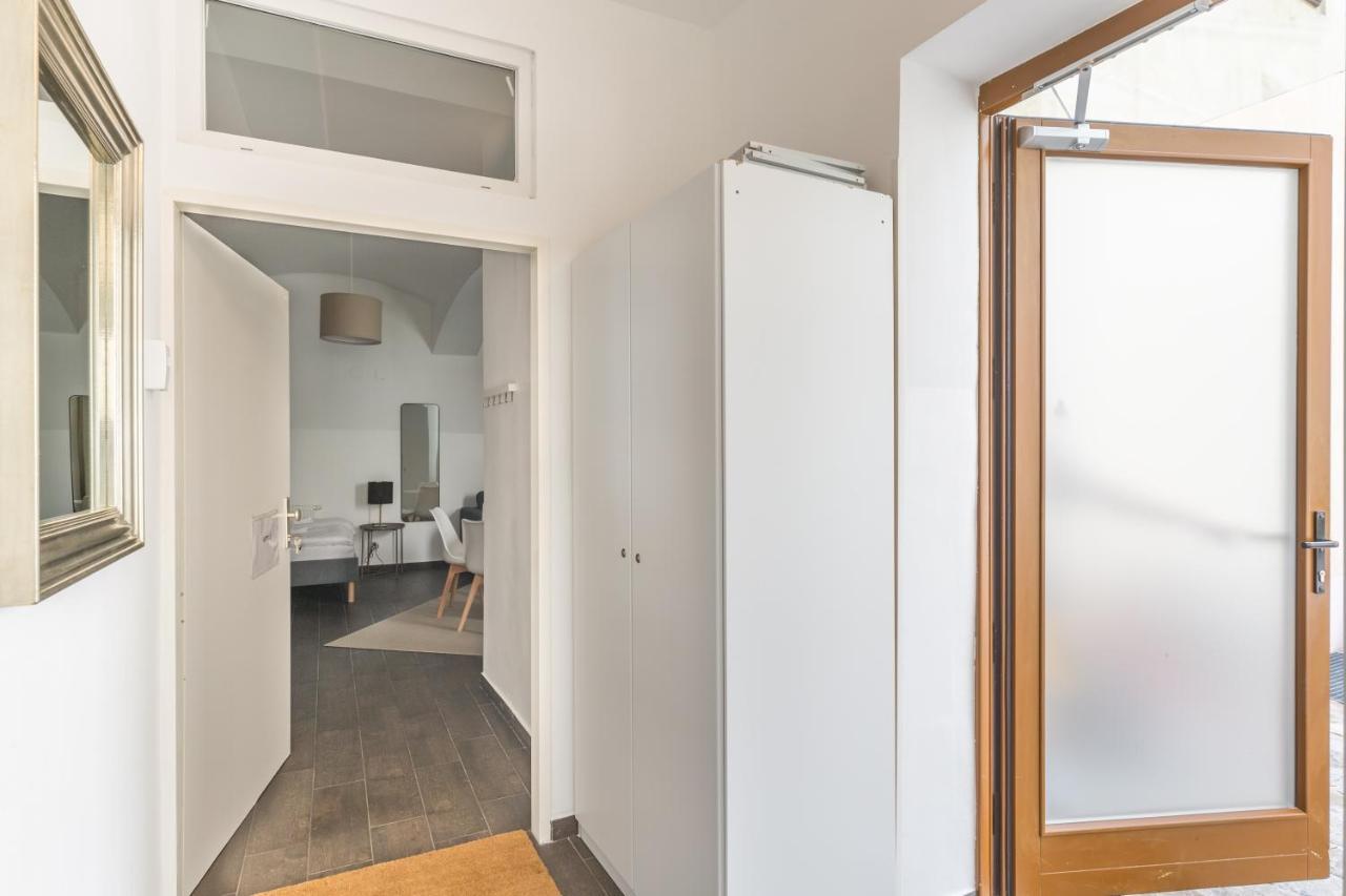 Апартаменты Free Parking I 458 Mbitwifi I Kingsize Bed Вена Экстерьер фото