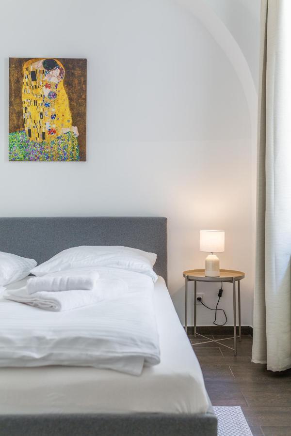 Апартаменты Free Parking I 458 Mbitwifi I Kingsize Bed Вена Экстерьер фото